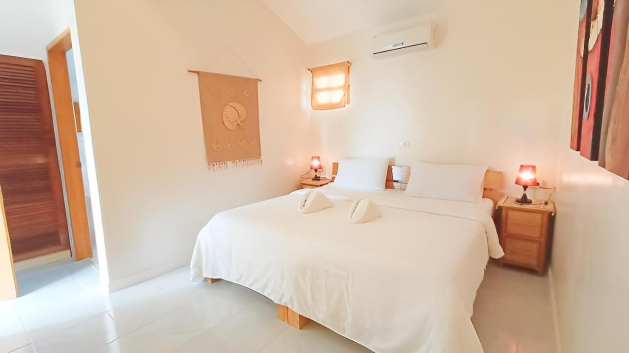 Alona42 Resort Panglao Eksteriør billede