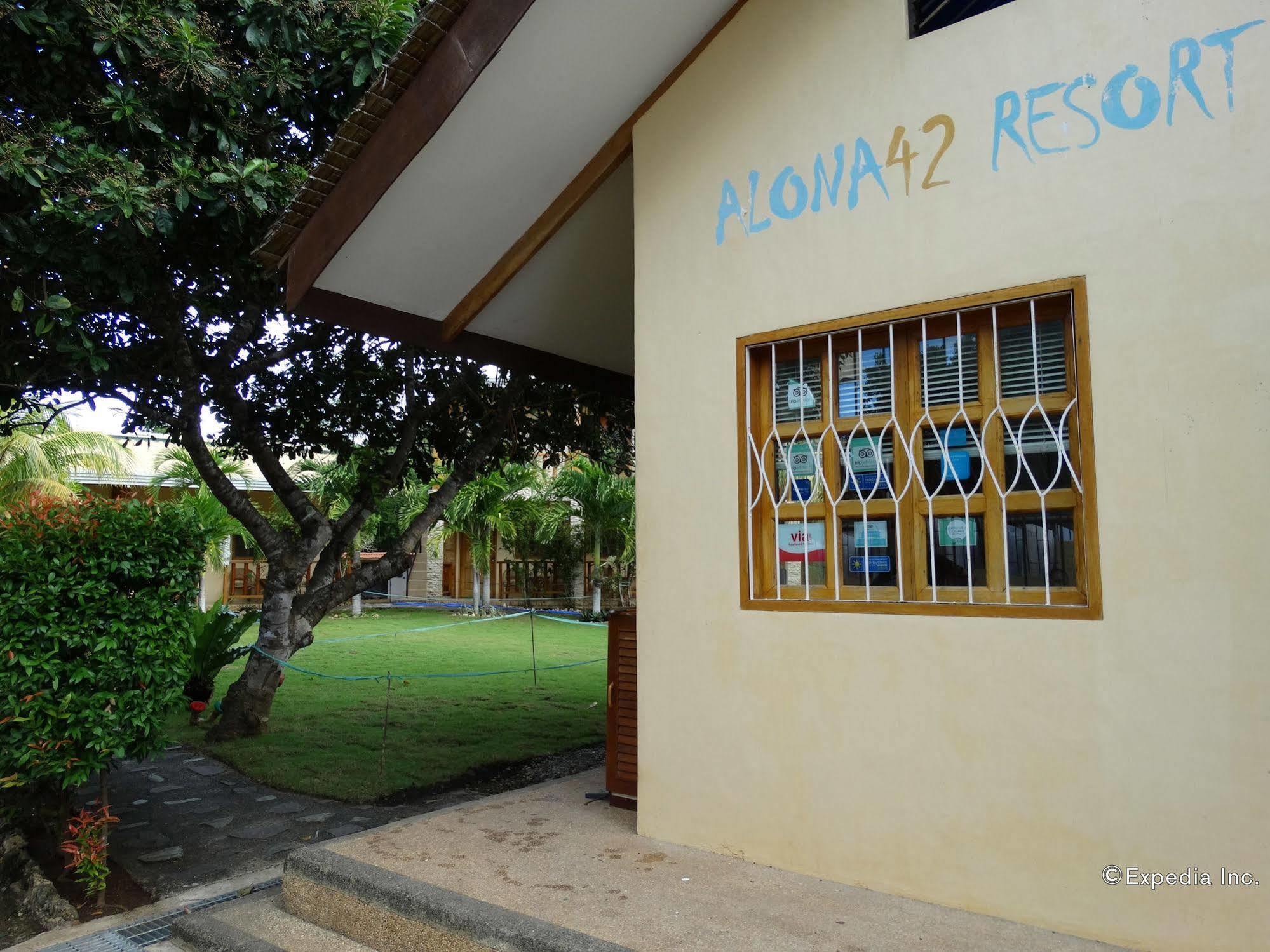 Alona42 Resort Panglao Eksteriør billede