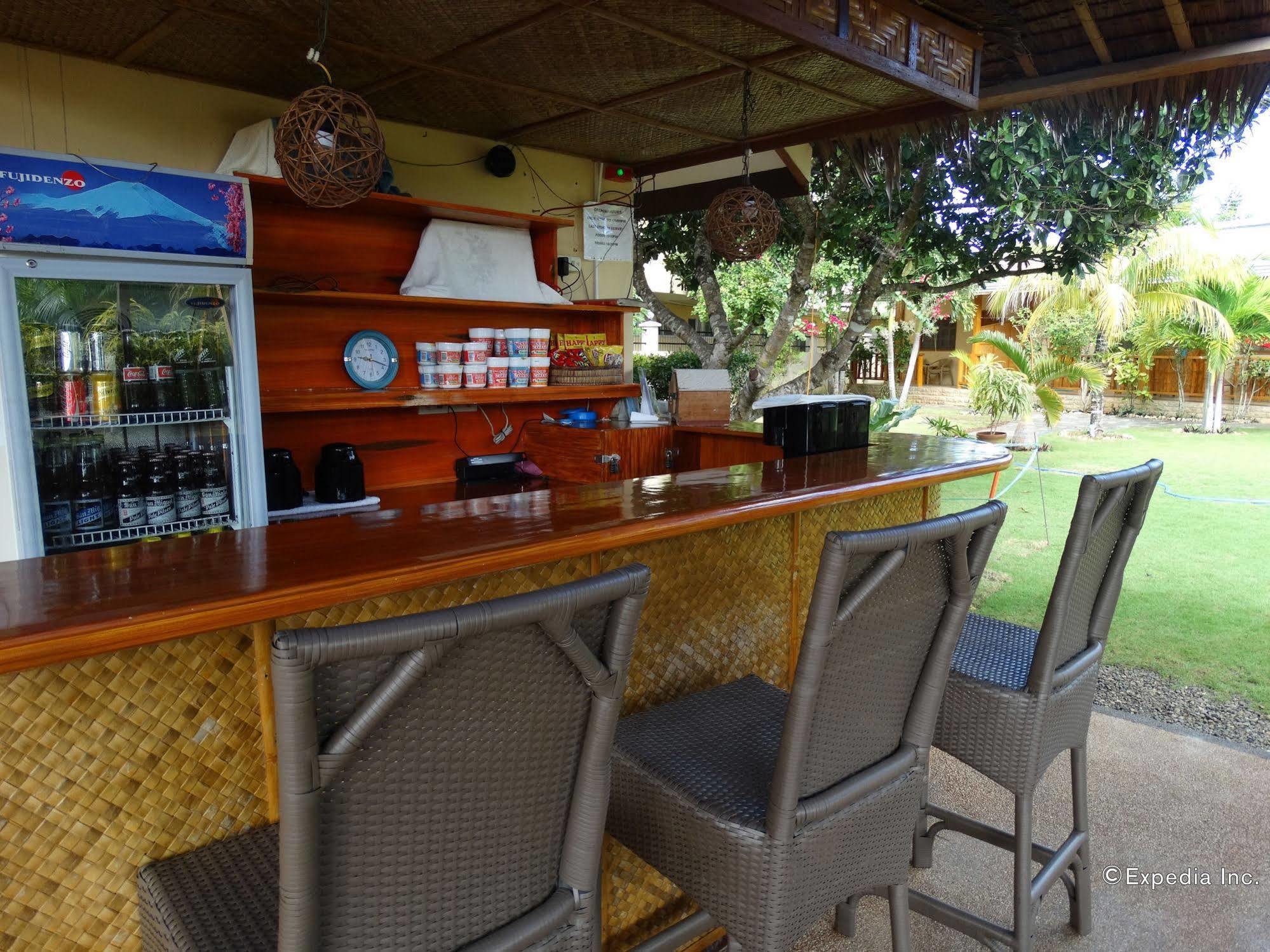 Alona42 Resort Panglao Eksteriør billede
